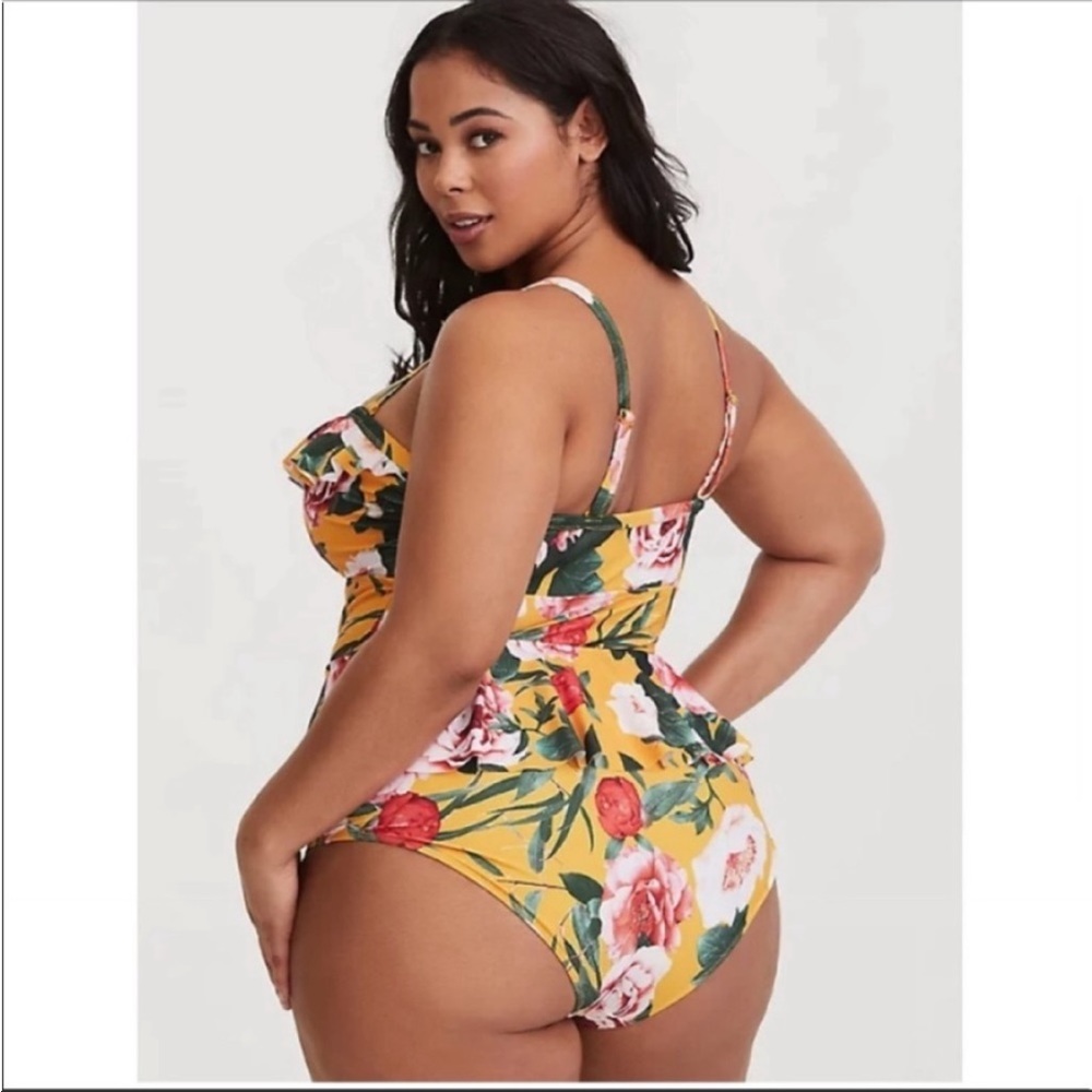 Torrid yellow floral peplum swimsuit - Picture 10 of 10